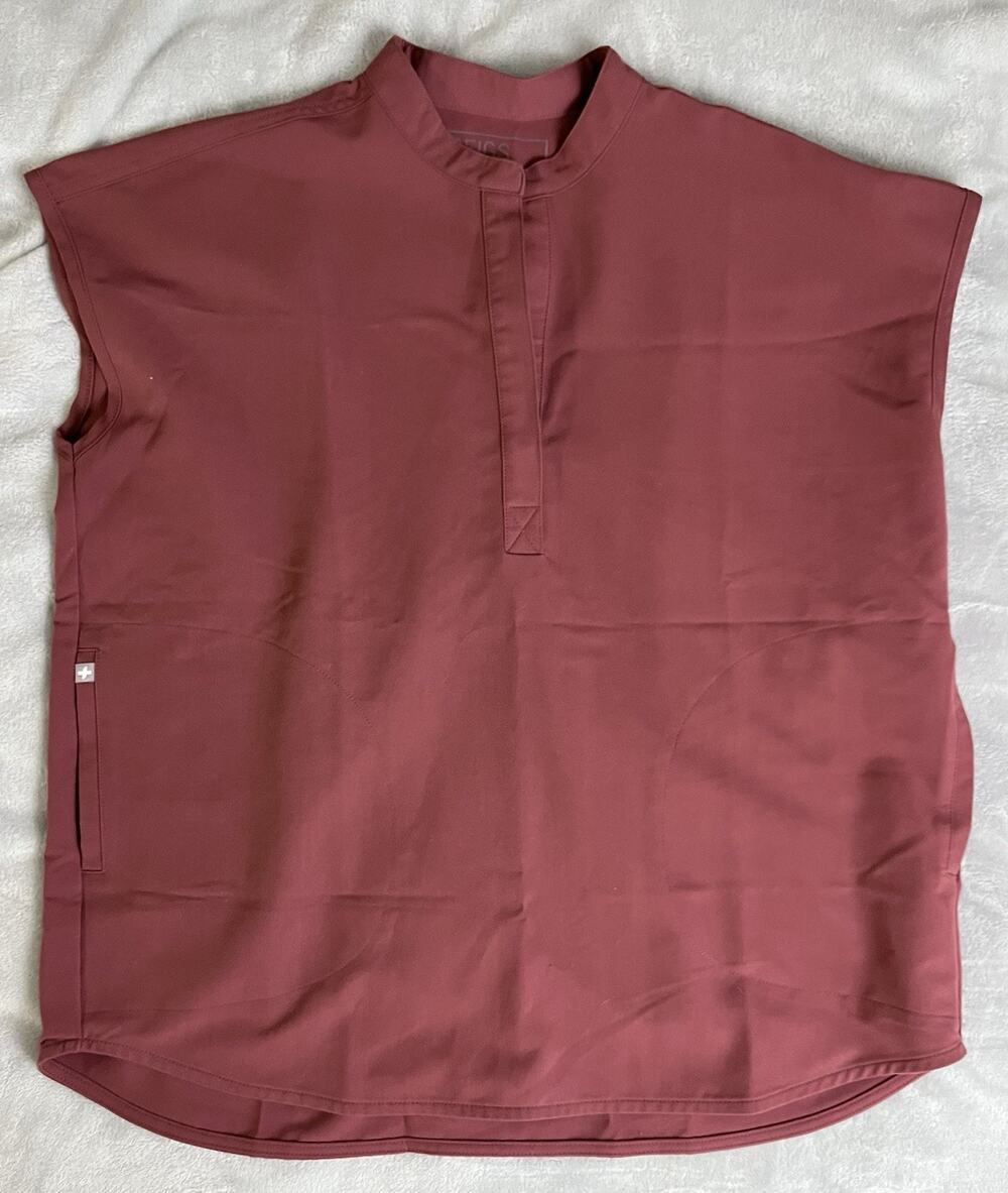 FIGS Rafaela Oversized Boxy Sleeveless Scrub Top Sz S Burgundy Technical Pocket
